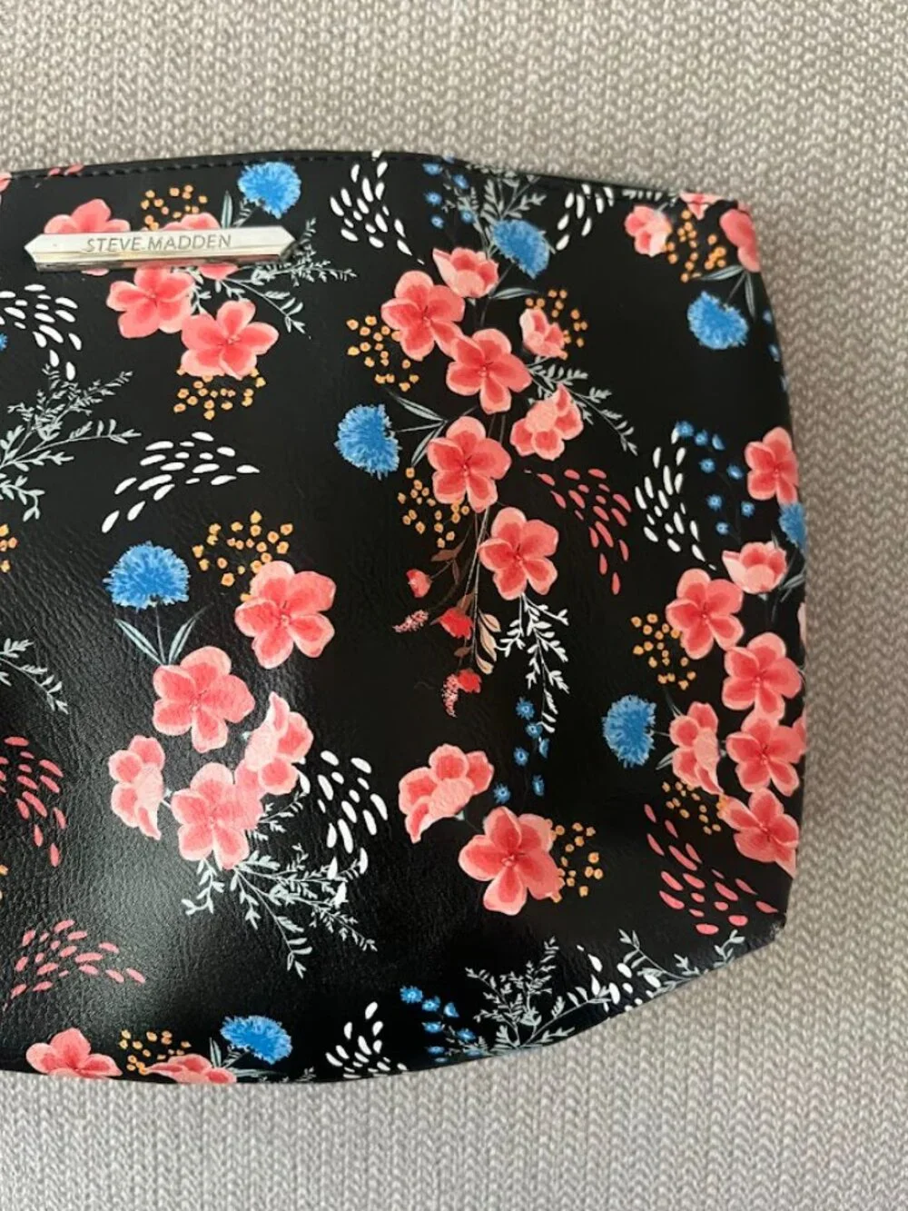 Steve Madden Pink Blue Floral Cosmetic Travel Pouch Top Zip Bag